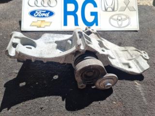 Запчасть кронштейн генератора Nissan Qashqai 2015