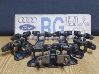 Запчасть петля двери Mitsubishi Lancer 9 2005