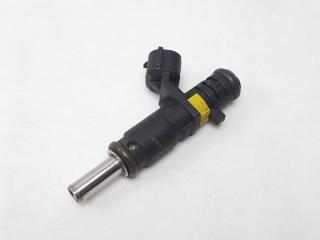 Запчасть форсунка топливная Peugeot 207 2010