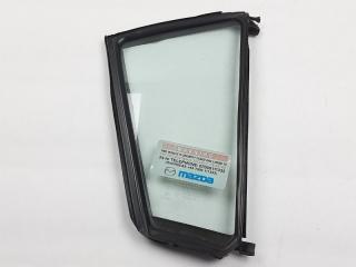 Запчасть стекло глухое заднее правое Mazda 3 BK 2005
