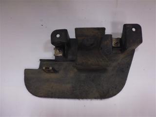 Брызговик задний левый Audi Q7 2007