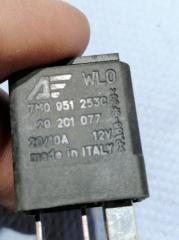 Запчасть реле Audi Q7 2006