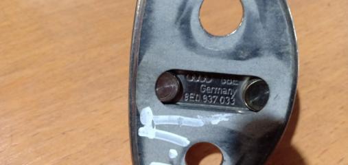 Запчасть ответная часть замка двери Audi A6 2011