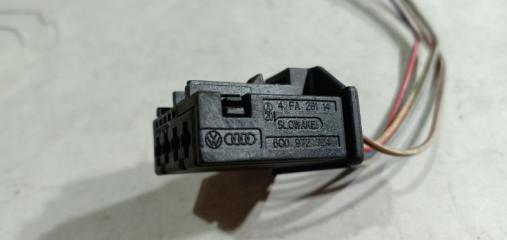 Запчасть разъём Audi Q7 2007