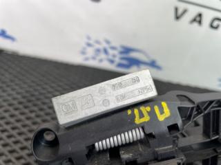 Кронштейн ручки передний правый Cruze 2012 F16D4