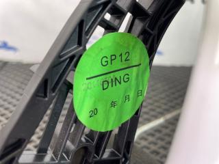 Кронштейн ручки передний правый Cruze 2012 F16D4