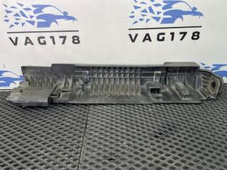 Кронштейн радиатора правый X3 2011 F25 N47N 2.0d Кронштейн радиатора правый X3 2011 F25 N47N 2.0d