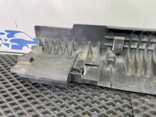 Кронштейн радиатора правый X3 2011 F25 N47N 2.0d Кронштейн радиатора правый X3 2011 F25 N47N 2.0d