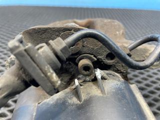 Суппорт тормозной задний левый Passat 2008 B6 BXE 1.9