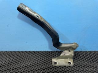 Запчасть петля капота правая Nissan Qashqai 2007