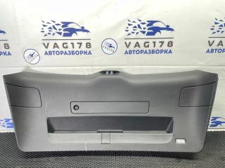 Запчасть обшивка двери багажника Audi Q5 2011
