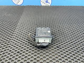 Запчасть блок управления светом Audi TT 2009