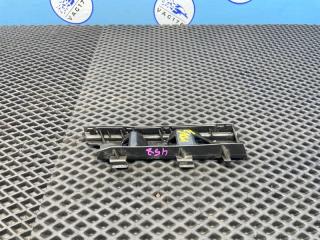 Запчасть направляющая бампера передняя правая Volkswagen Passat 2007