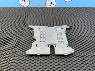 Запчасть кронштейн блока управления двигателем BMW X1 2012