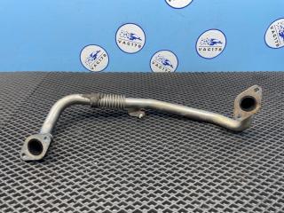 Запчасть трубка картерных газов Volkswagen Passat 2010