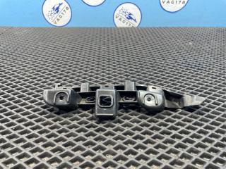 Запчасть направляющая бампера передняя правая Volkswagen Passat 2013