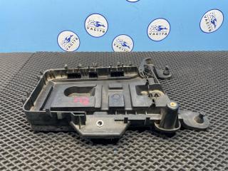 Фото запчасти крепление акб Volkswagen Tiguan 2009 контрактная запчасть Запчасть крепление акб Volkswagen Tiguan 2009