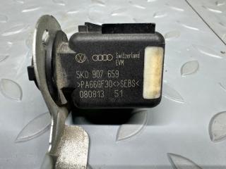 Запчасть датчик качества воздуха Volkswagen Passat 2013