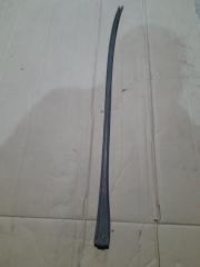 Запчасть молдинг лобового стекла передний правый Opel Corsa 2000-2006