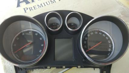 Щиток приборов OPEL INSIGNIA 2012