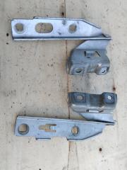 Фото запчасти петля капота Audi S5 8T 2007-2011 Б/У запчасть Запчасть петля капота Audi S5 8T 2007-2011