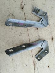 Фото запчасти петля капота Audi A3 2004-2008 Б/У запчасть Запчасть петля капота Audi A3 2004-2008