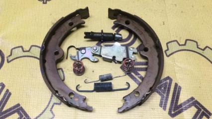 Механизм стояночного тормоза задний правый Lexus IS250 2007.08 контрактная Механизм стояночного тормоза задний правый Lexus IS250 2007.08