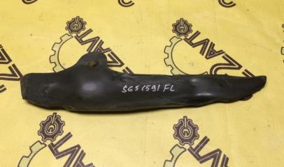 Уплотнитель крыла передний левый Subaru Forester 2003