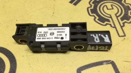 Запчасть датчик airbag задний правый Volkswagen Touareg 03.05.2003