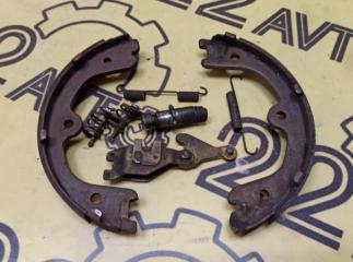 Механизм стояночного тормоза задний правый Infiniti FX35 11.2006 контрактная Механизм стояночного тормоза задний правый Infiniti FX35 11.2006