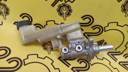 Главный тормозной цилиндр Toyota Camry 05.2008