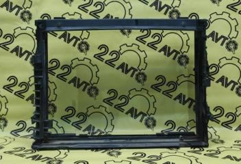 Рамка радиатора BMW 5-series 03.2006