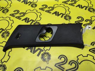 Накладка стойки задняя правая BMW X5 10.05.2011