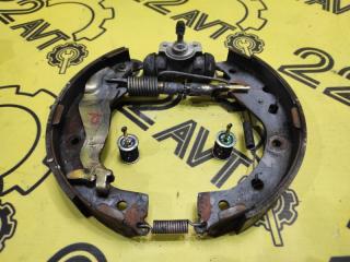 Механизм стояночного тормоза задний правый Toyota RAV4 2002.11 контрактная Механизм стояночного тормоза задний правый Toyota RAV4 2002.11