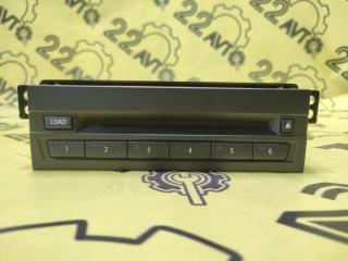 CD чейнджер X5 2008-01-29 E70 N62B48B CD чейнджер X5 2008-01-29 E70 N62B48B