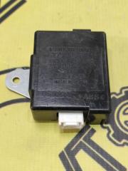 Блок управления дверьми Toyota Noah 05.2002