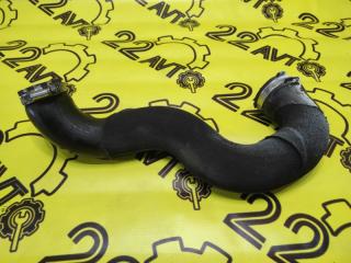 Патрубок интеркулера правый Audi A4 2007-2011 контрактная Патрубок интеркулера правый Audi A4 2007-2011