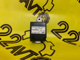 Блок управления дверьми Toyota Vista 2001.06