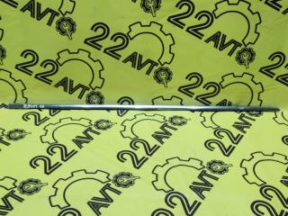 Молдинг стекла (на дверь) передний правый Volkswagen Passat контрактная Молдинг стекла (на дверь) передний правый Volkswagen Passat