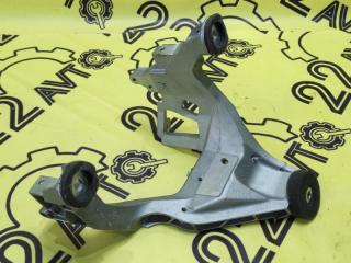 Кронштейн BMW 5-series 2016 контрактная Кронштейн BMW 5-series 2016