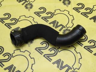 Патрубок интеркулера Audi A4 контрактная Патрубок интеркулера Audi A4