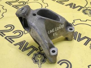 Кронштейн опоры двигателя передний левый Audi A4 контрактная Кронштейн опоры двигателя передний левый Audi A4