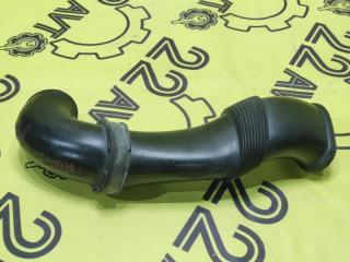 Воздухозаборник левый Volkswagen Touareg 2005