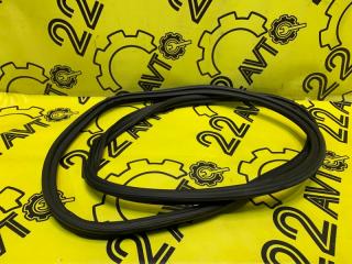 Запчасть уплотнитель багажника Toyota ist 2003 NCP60 2NZ-FE 6788152070 контрактная Уплотнитель багажника Toyota ist 2003 NCP60 2NZ-FE 6788152070 контрактная