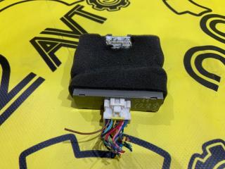 Блок управления парковкой Nissan TIIDA 2009