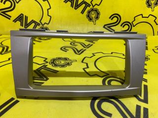 Рамка магнитолы Toyota Camry 2008
