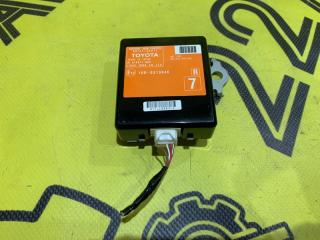 Блок управления дверьми Toyota AQUA 2019