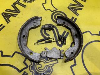 Механизм стояночного тормоза задний правый BMW X5 2005 контрактная Механизм стояночного тормоза задний правый BMW X5 2005