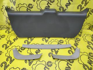 Обшивка крышки багажника Toyota Wish 2006