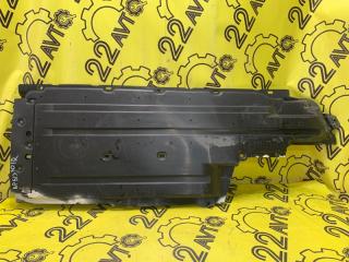 Защита днища кузова правая Subaru Legacy 2003 контрактная Защита днища кузова правая Subaru Legacy 2003